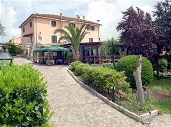 Casale De Santis 2* Roma
