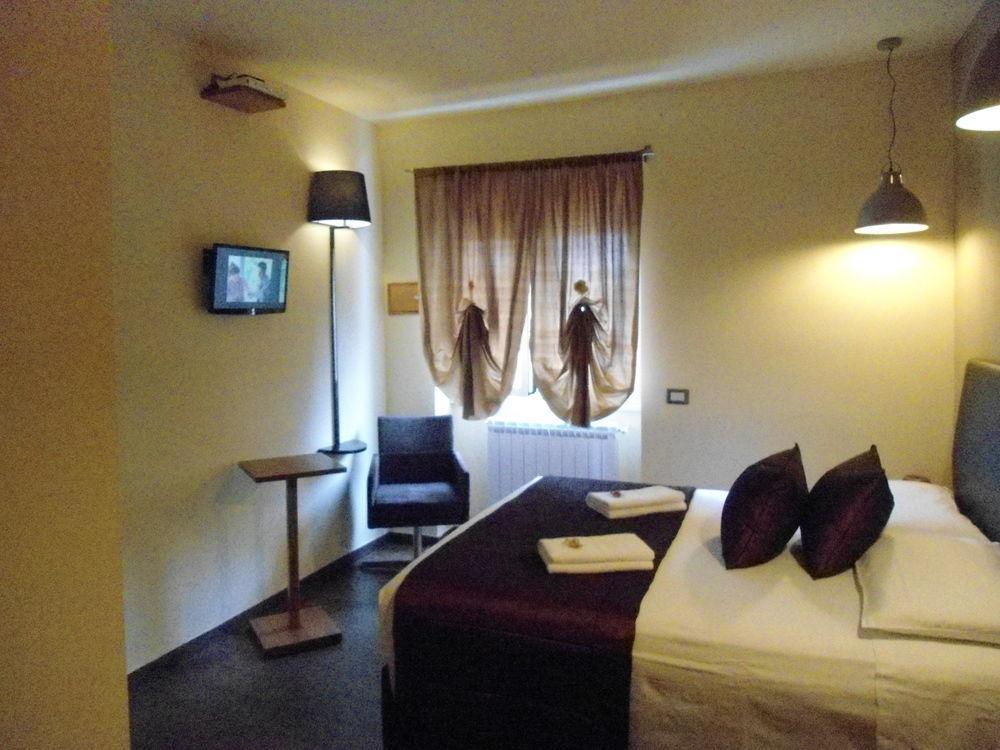 Aida Charming Acomodação com café da manhã  2*