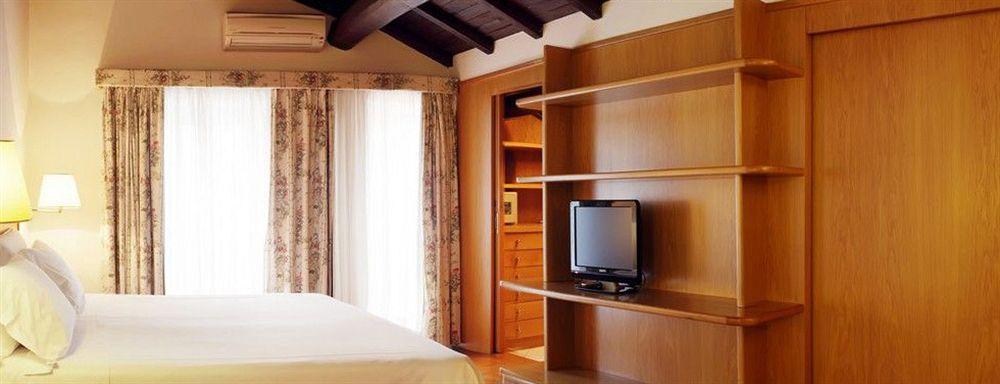 Santa Chiara Hotel