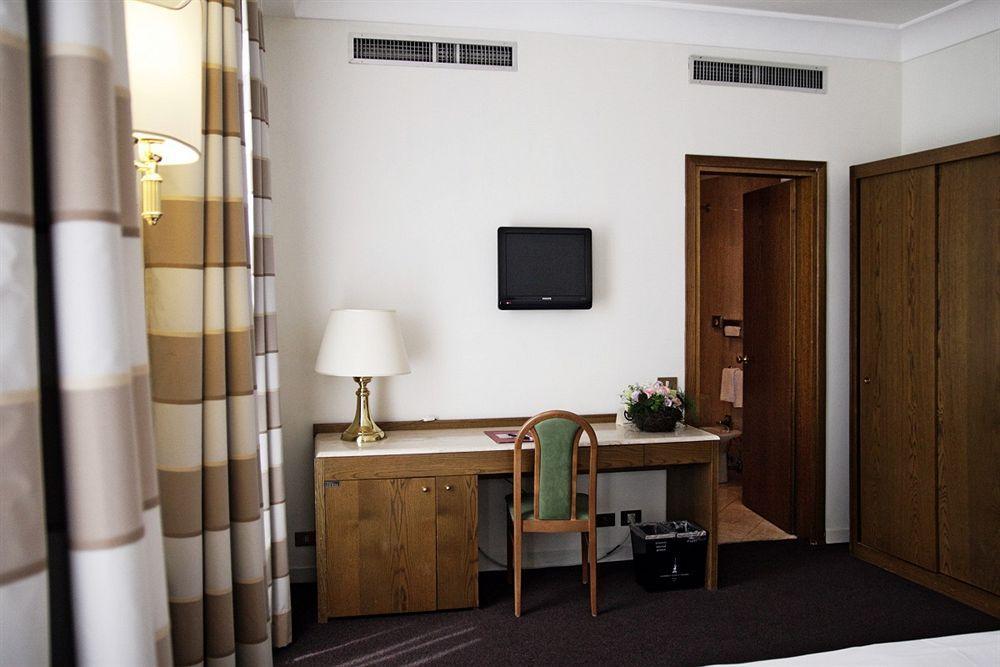 Santa Chiara Hotel