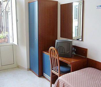 Katty Hotell *