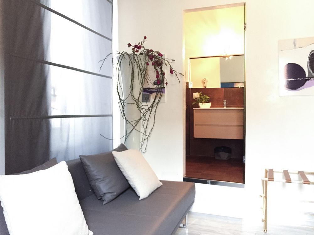 Esedra Relais Affittacamere 2*