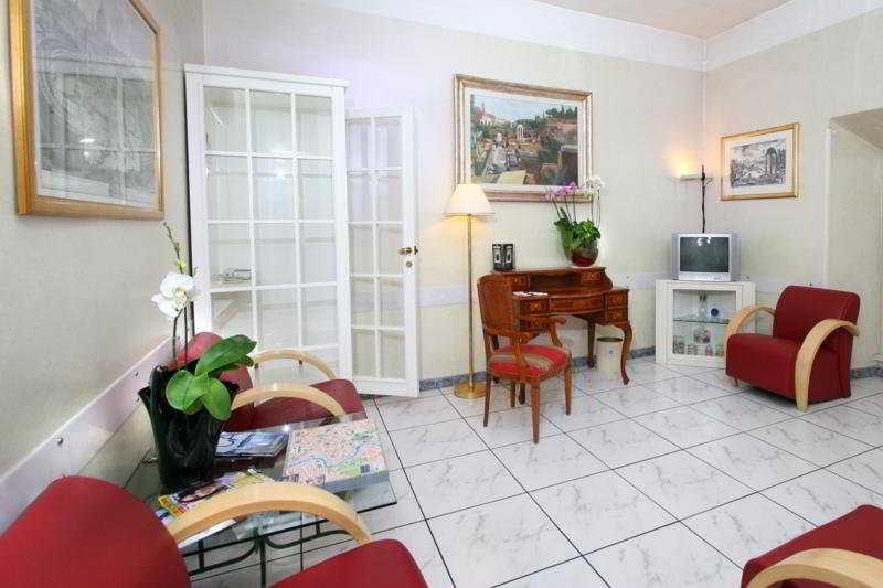 Chapter Hotel 4*