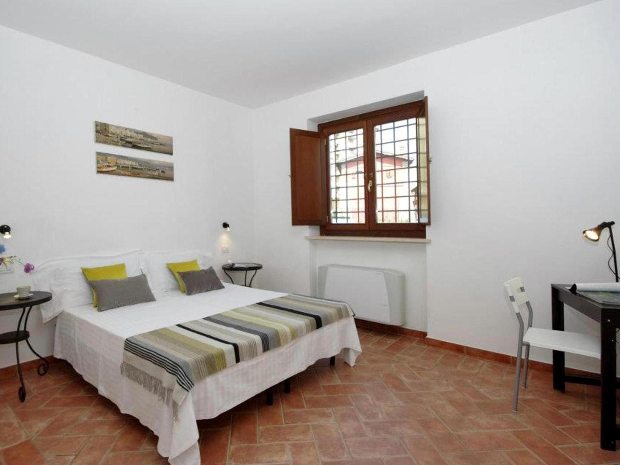 Borgo Papareschi 2*