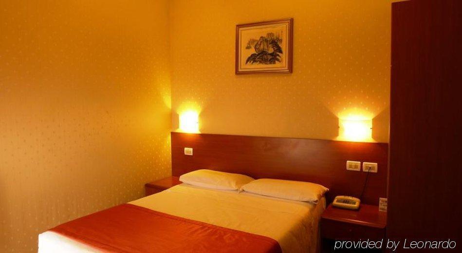 Flower Garden 3* Rom