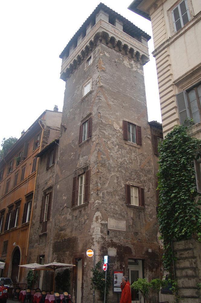 Navona Tower Relais 2*