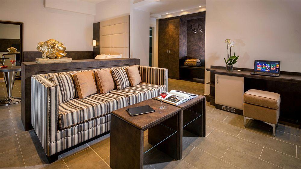 Hearth Hotell