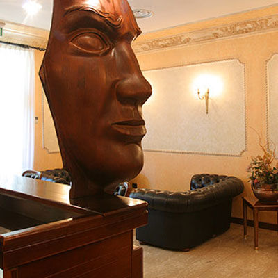 Rosa Hotell 3*