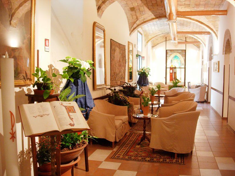 Domus Carmelitana Hotel 3*