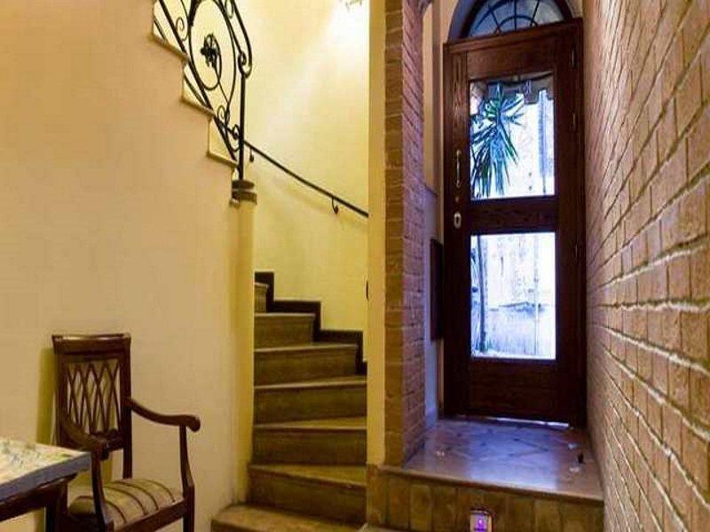 Hotel Antico Borgo Di Trastevere 2*