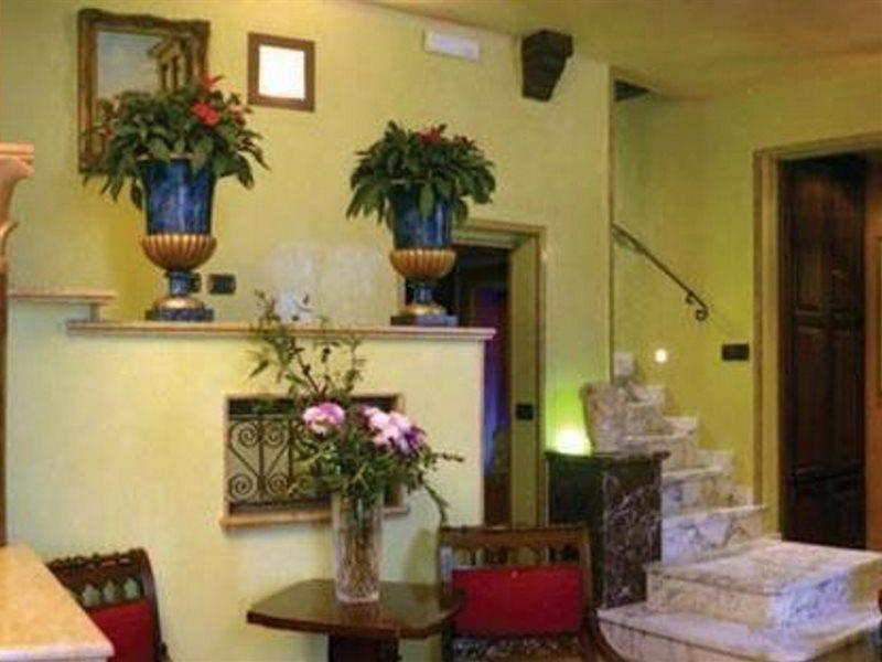 Hotell Vibel 2*