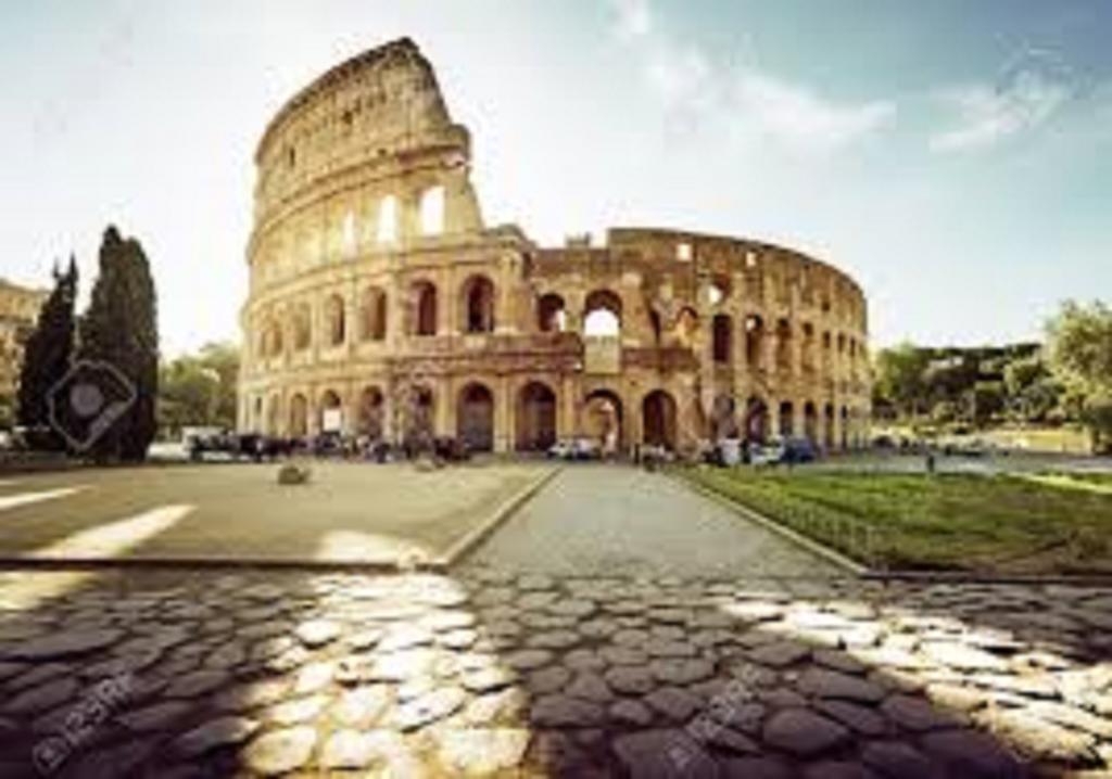 Alojamento de Acomodação e Pequeno-almoço Al Colosseo 8 3*