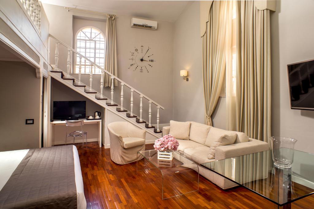 Affittacamere Les Fleurs Luxury House 3*