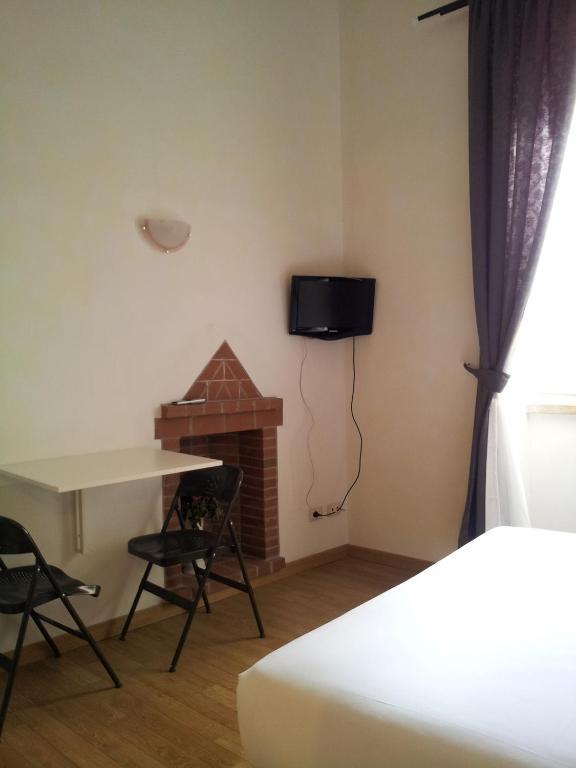 Hotel Navonapt 3*