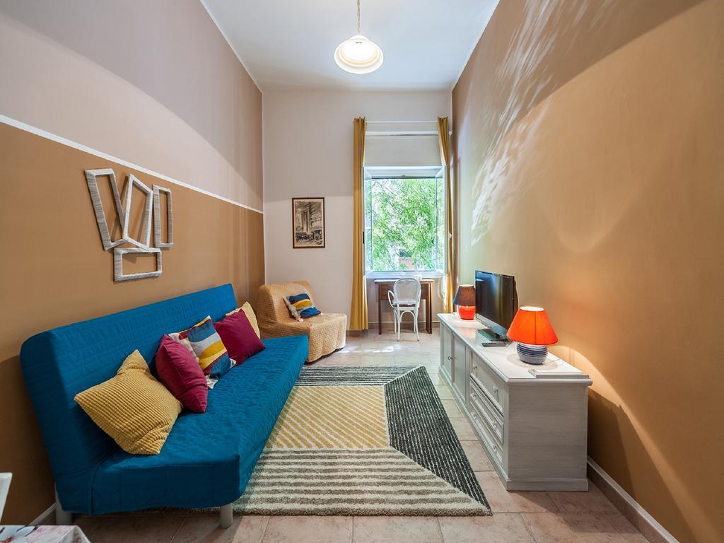 Piazza Tuscolo Apartamento