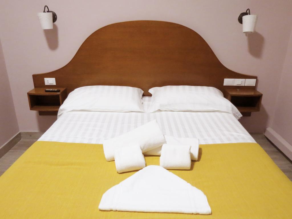 Hotel Extrahotel Paradise