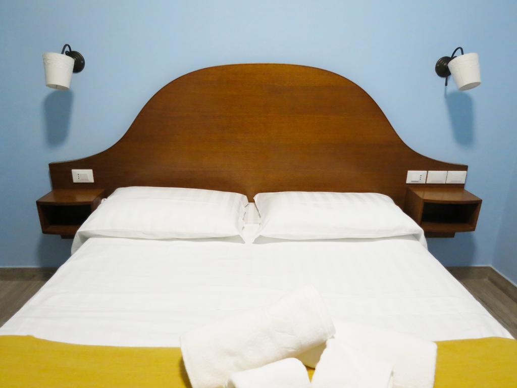 Extrahotel Paradise Hotel 2*
