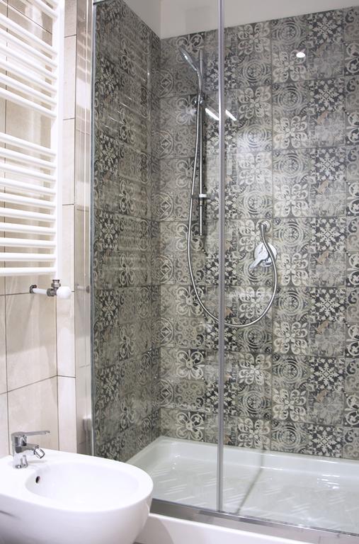 Gens Claudia, Vatican Luxury Apartment Rom