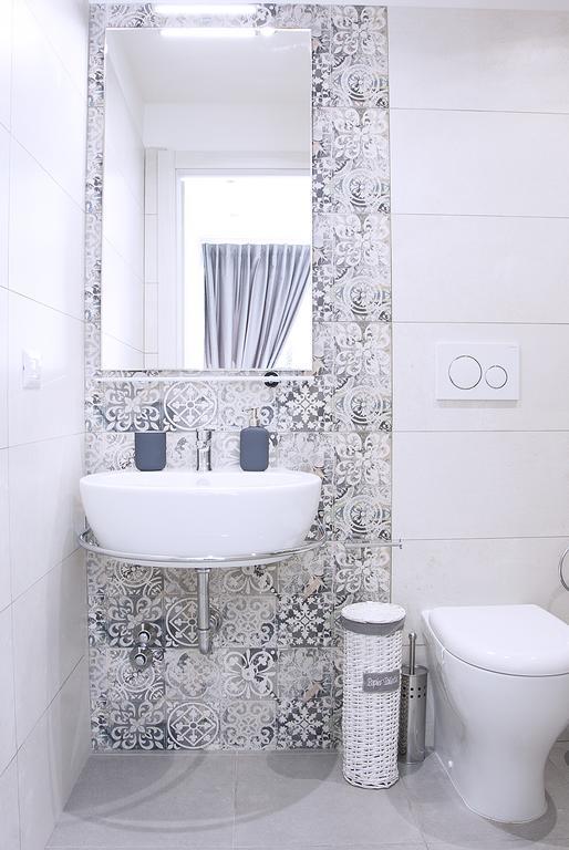 Gens Claudia, Vatican Luxury Rom