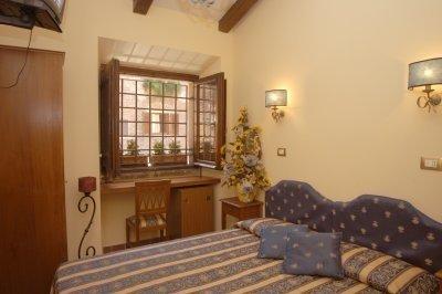 Antico Borgo Di Trastevere 2*