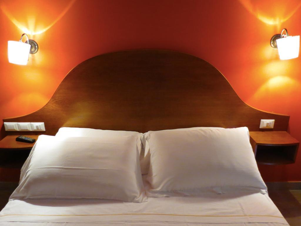 Hotel Extrahotel Paradise 2*