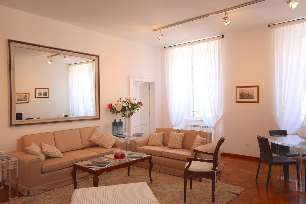 Spalletti Trivelli - Small Luxury Of The Word Roma