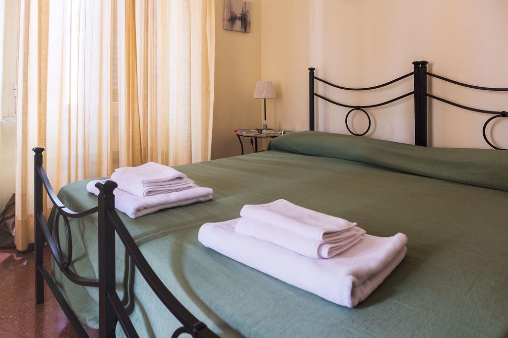 Affittacamere Glam Sm Maggiore 3*