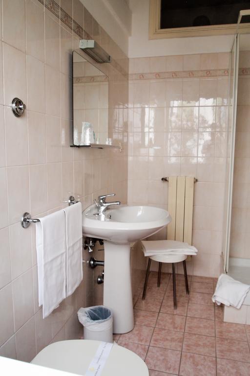 Casa Per Ferie Ravasco San Pietro Affittacamere *