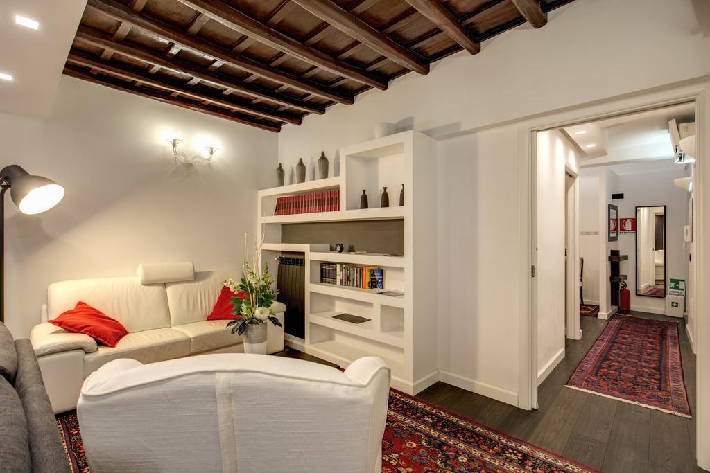 Apartment Campo De' Fiori Stylish White *
