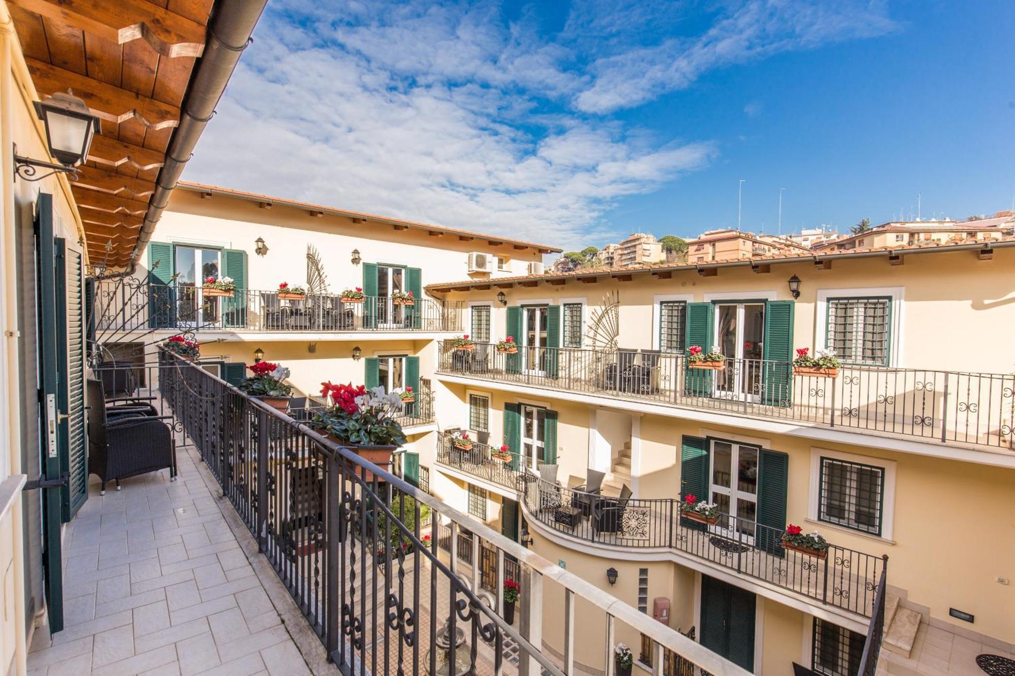 Aurelia Vatican Aparthotel 3*