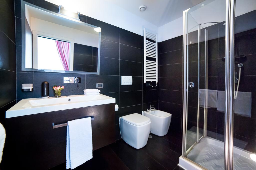 Rent In * Roma