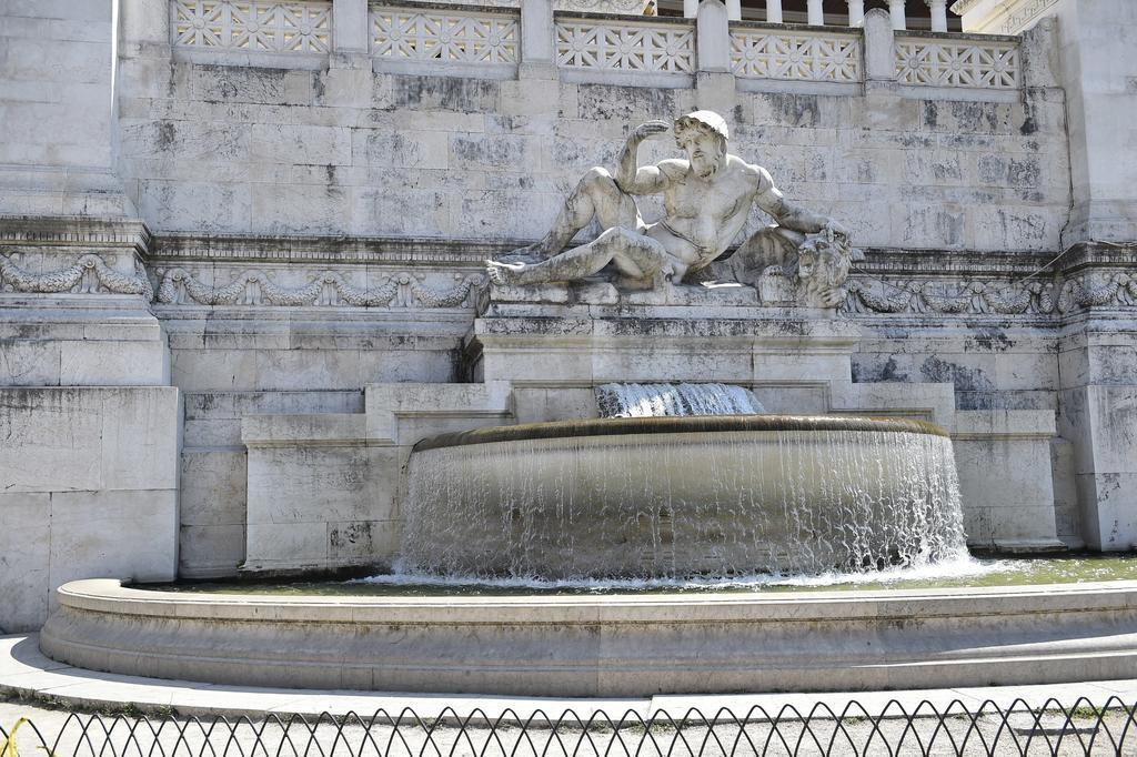 Al Centro Storico Di 3* Rom
