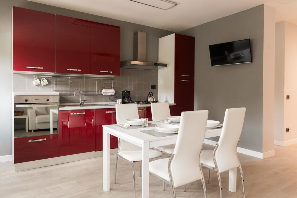 Romeur House *