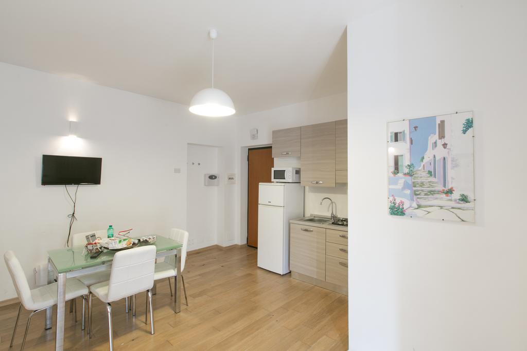 Sarzana House Roma