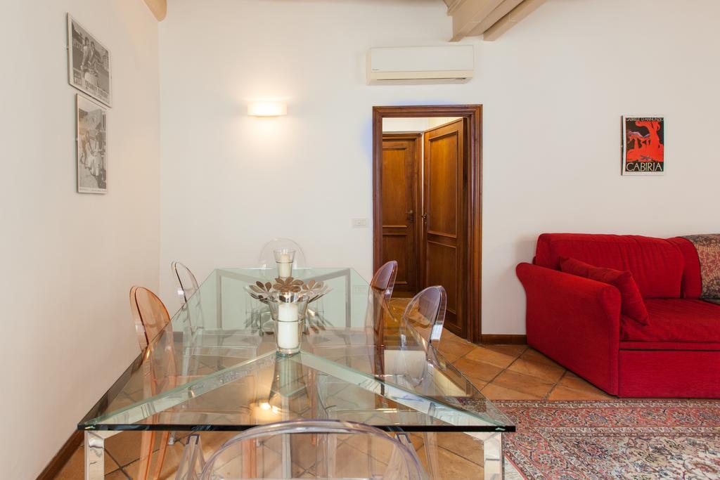 A Window On Pantheon Apartamento *