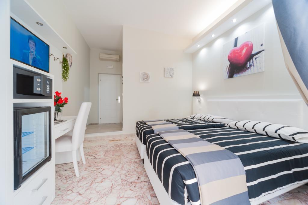 Suites Ottaviano Pensión