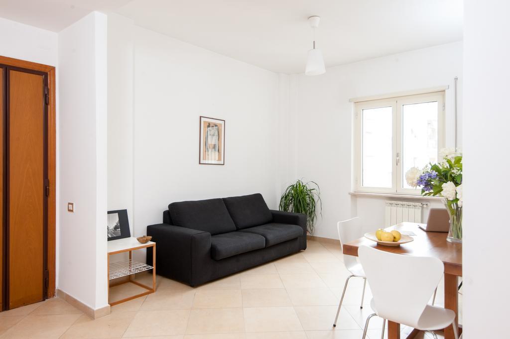 Sweet Apartment *