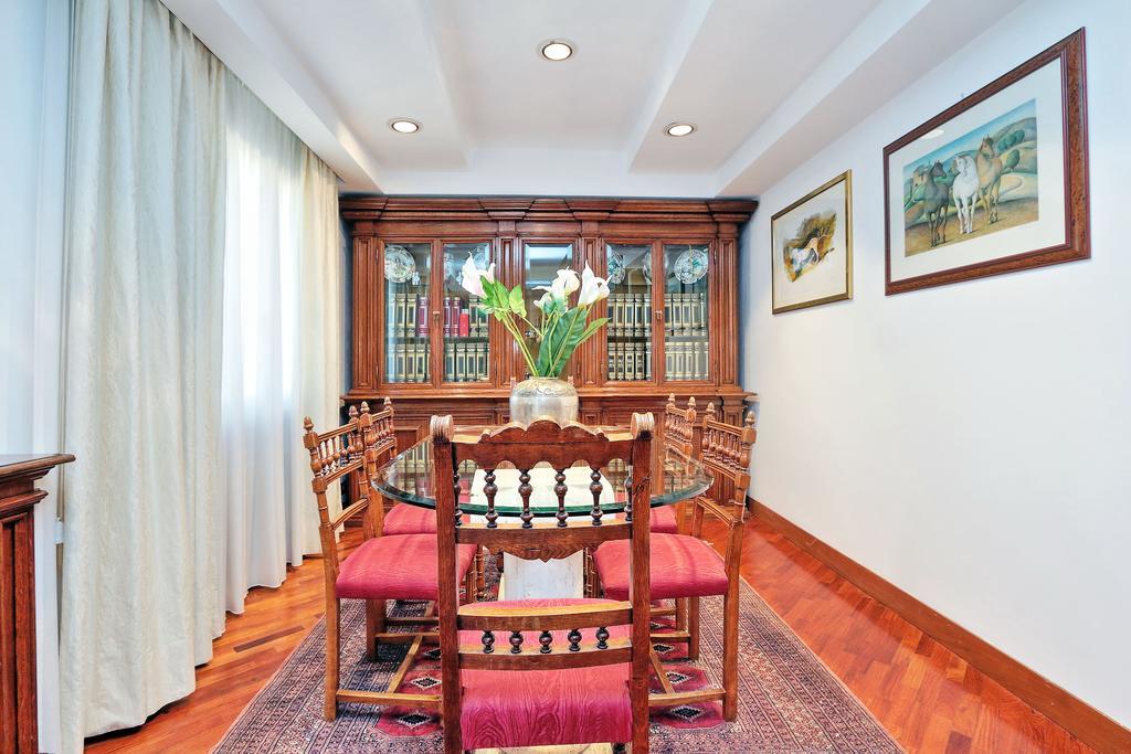 Apartment Frattina Family Romantic Superior Rom