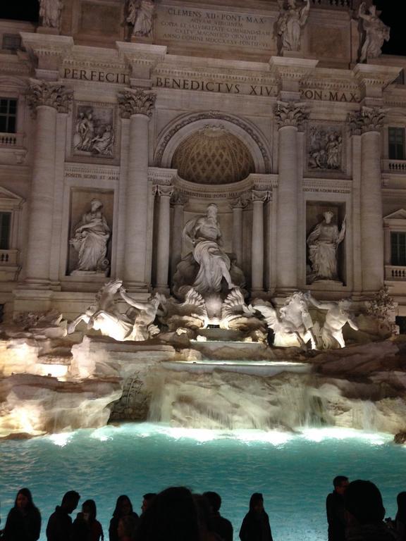 Vatican Next Door Rom