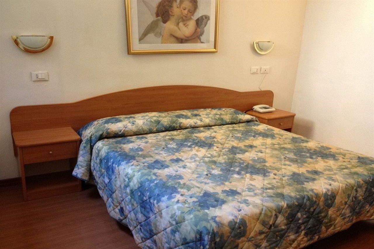 Tirreno 3* Rom