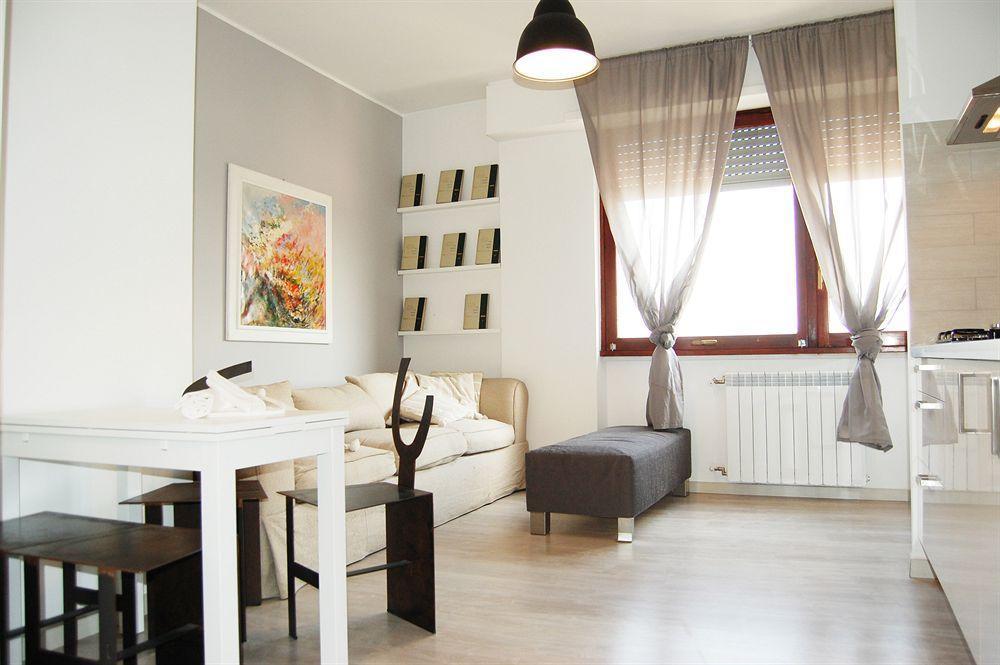 Radio Hotel