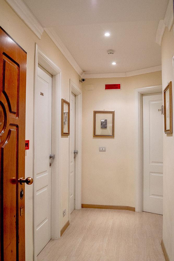 House 3*
