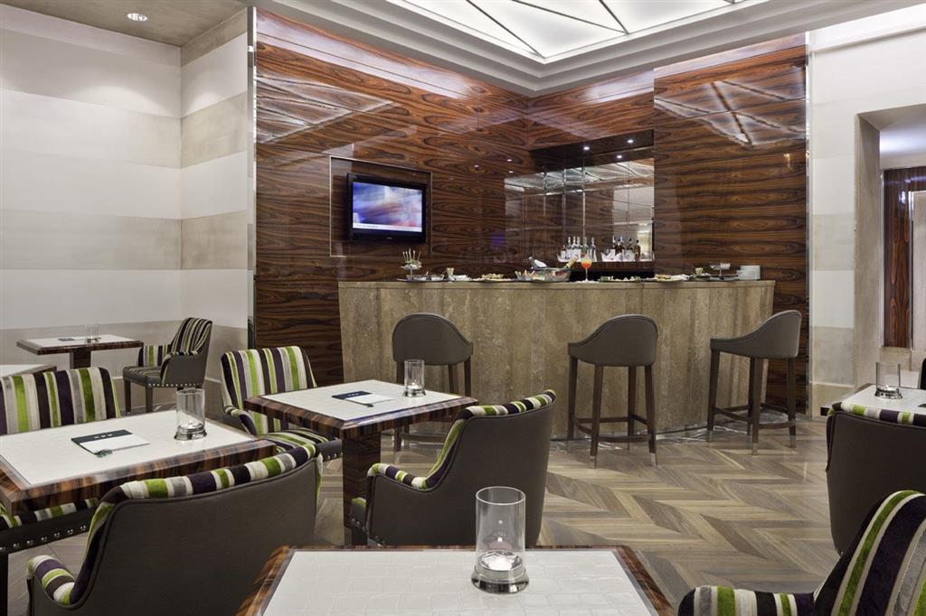 Hotell Deco 4*