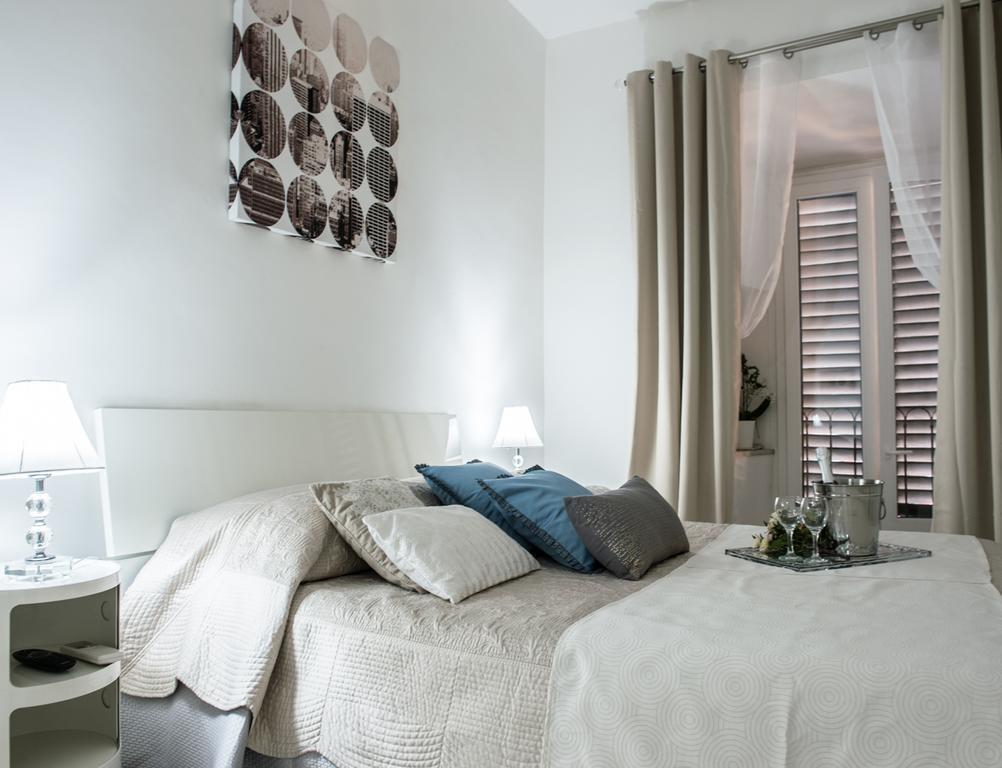 Cavour Guest Appartamento *