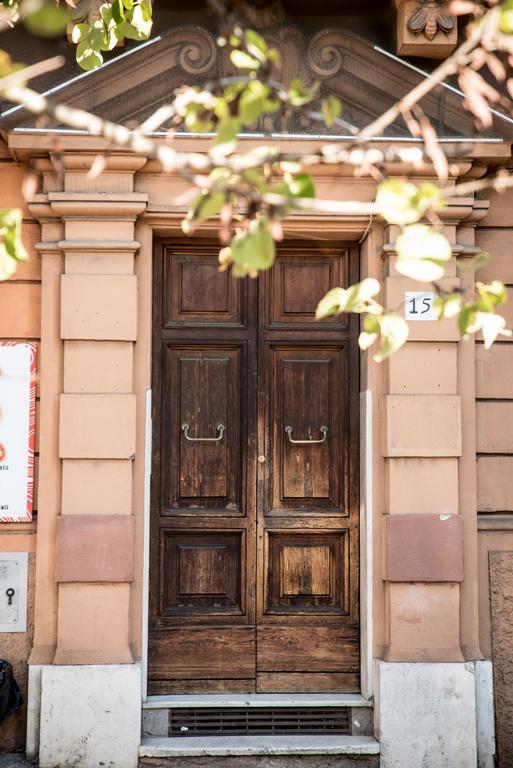 Porta Latina * Roma