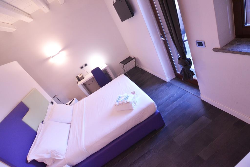 De 3* Roma