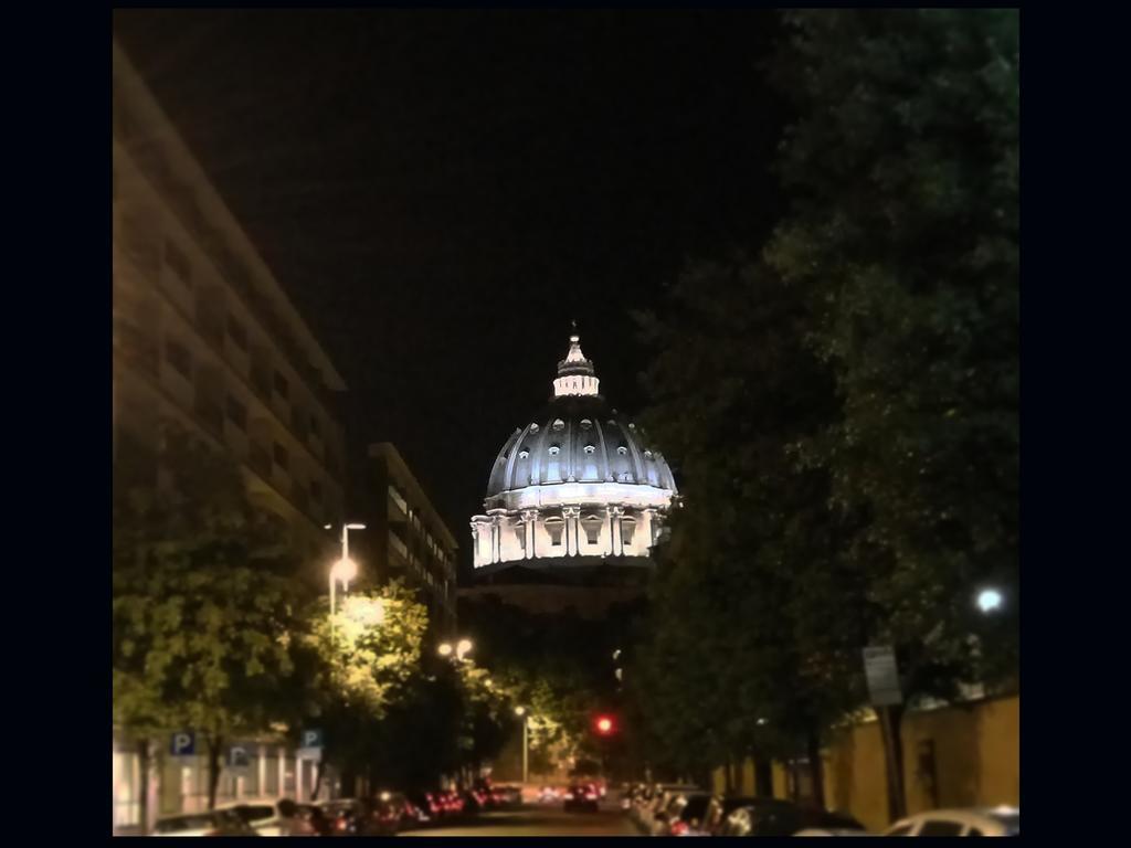 Interno 6 San Pietro Apartamento Roma