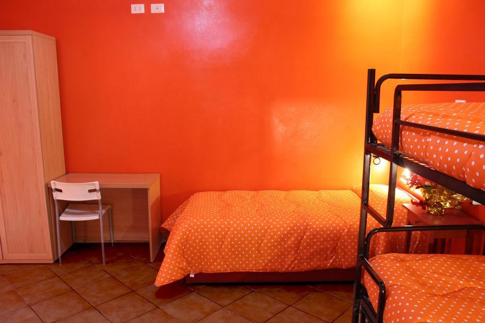 Legends Albergue Roma
