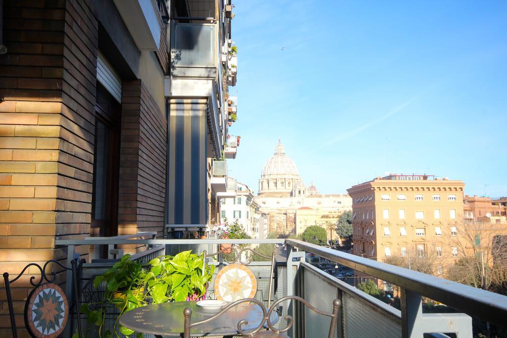 Magenta Luxury San Pietro 22
