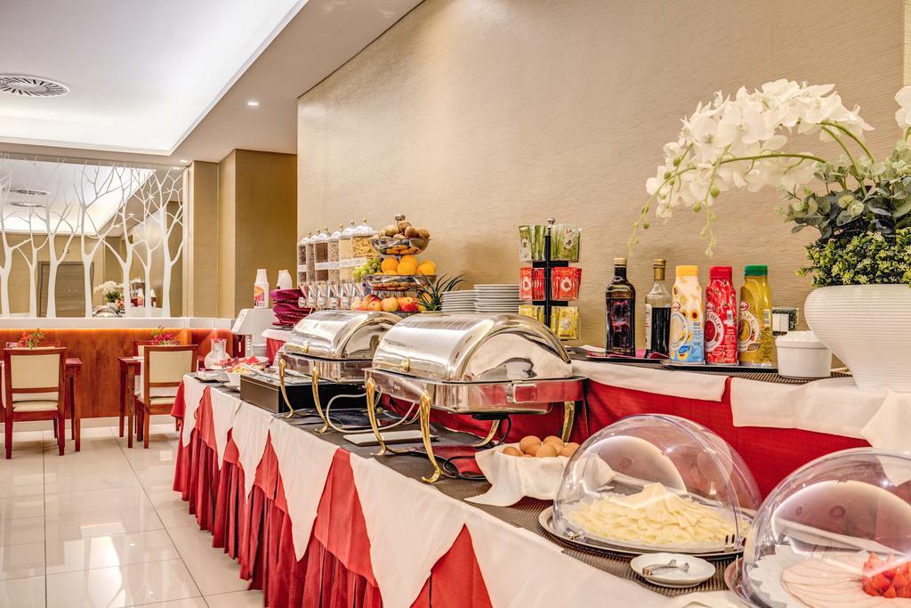 Hotel Augusta Lucilla Palace 4*